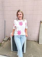 Load image into Gallery viewer, Daisy Girl Casual Tee
